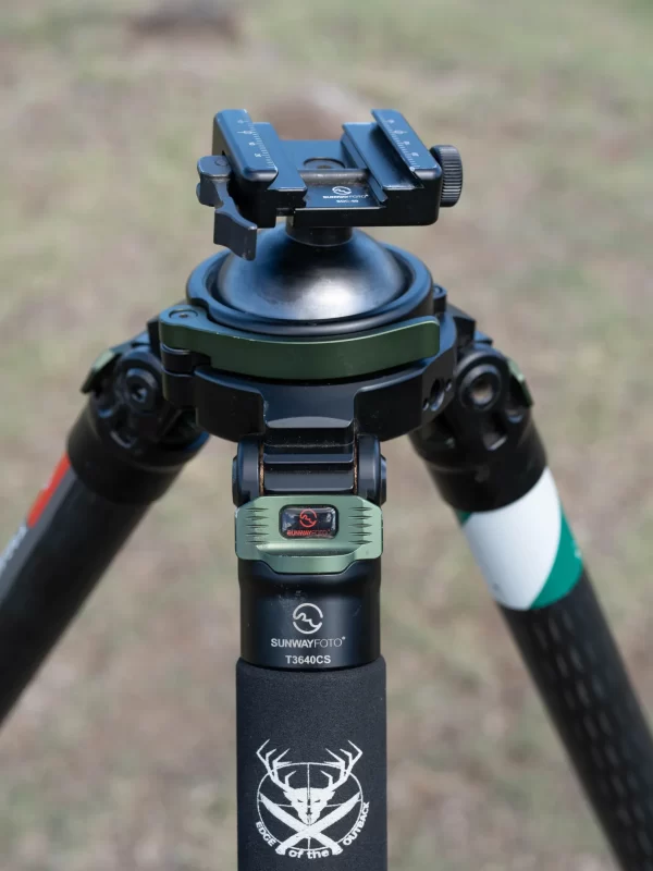 EDGE of the OUTBACK Carbon Fibre Hunting Tripod